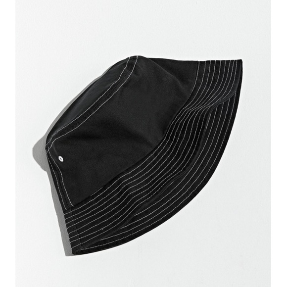 Bdg bucket hat
